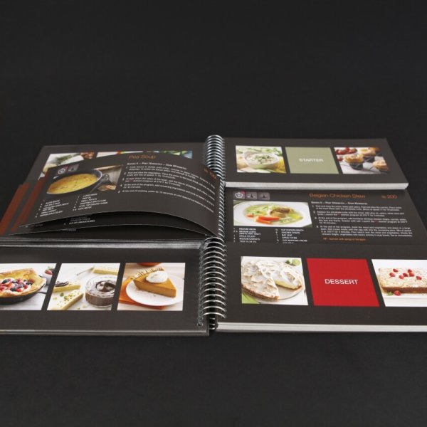 Brochures avec spirales métaliques